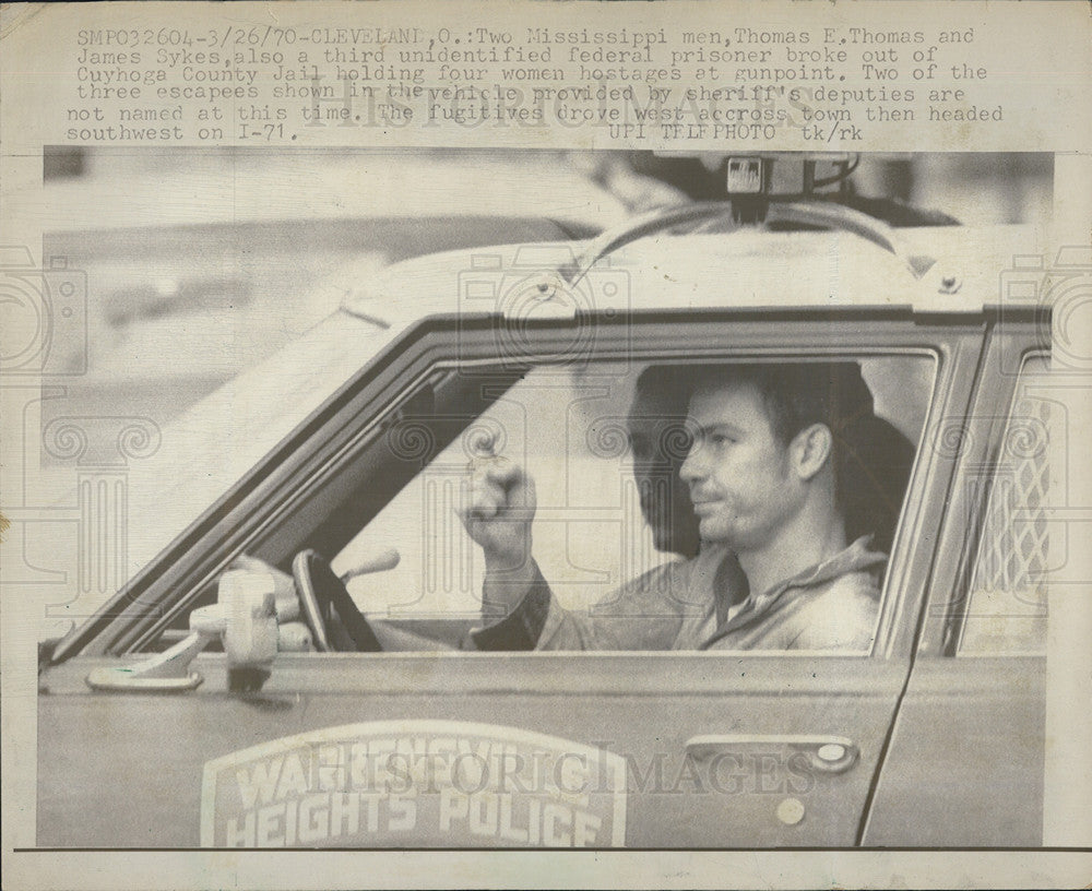 1970 Press Photo Thomas E. James Sykes Escaped Convicts Cleveland Ohio - Historic Images