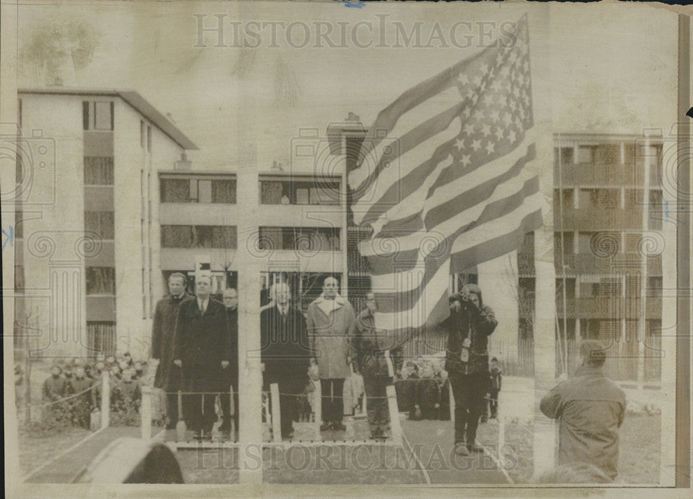 1968 Press Photo American Flag Raised Winter Olympics Grenoble France - Historic Images