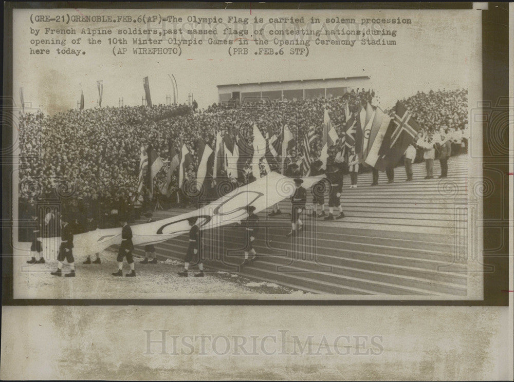 1968 Press Photo Olympic Flag Carried French Alpine Soldiers Opening 10th Winter - Historic Images