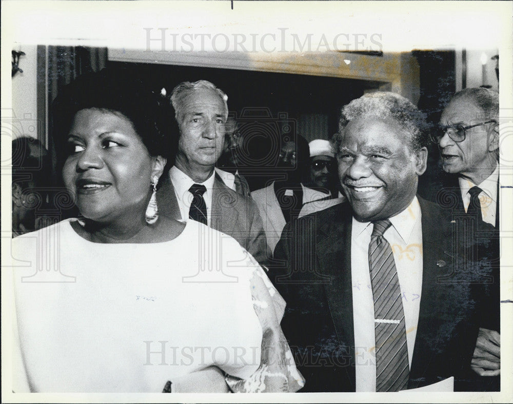 1985 Press Photo Chicago Mayor Harold Washington Fiancee Mary Smith Fund-Raiser - Historic Images