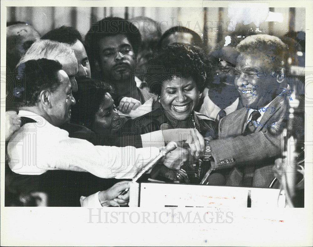 Press Photo Chicago Mayor Harold Washington Fiancee Mary Smith - Historic Images