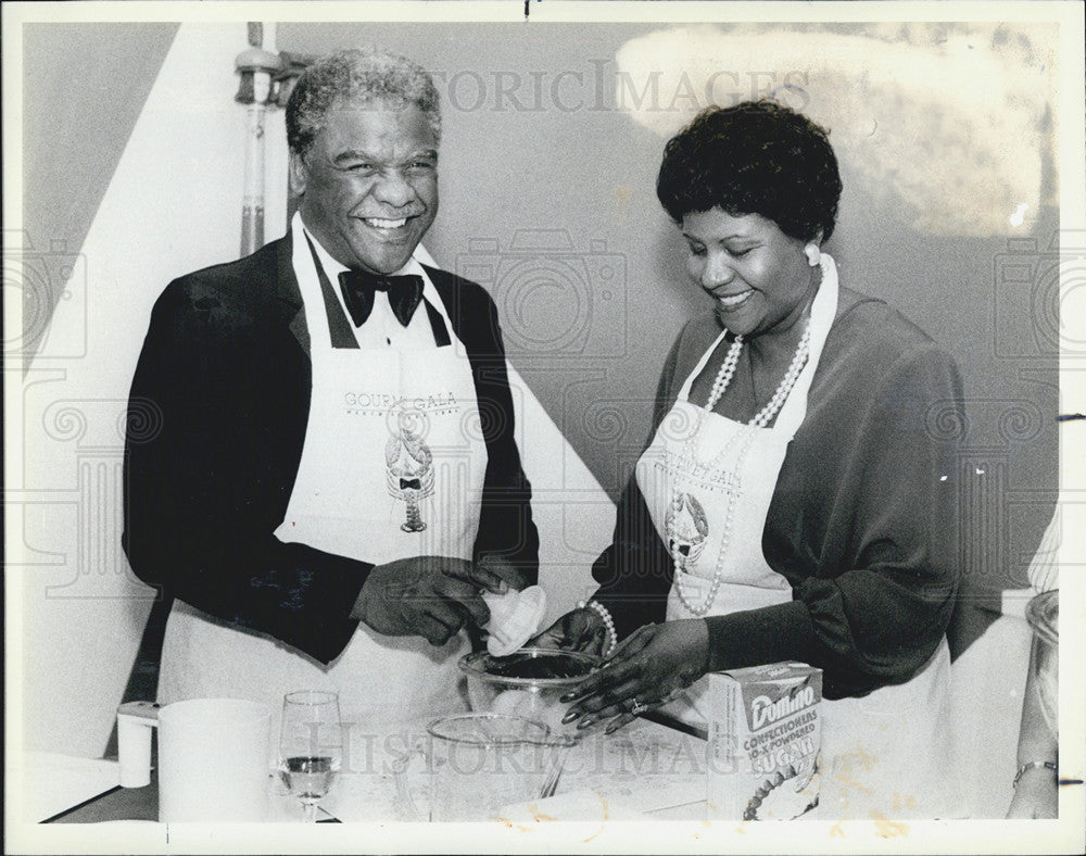 1984 Press Photo Chicago Mayor Harold Washington Fiancee Mary Smith Make - Historic Images