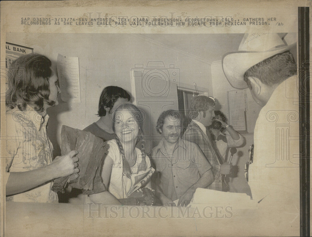 1976 Press Photo Kari Kristine Jorgenson Escaped Mexican Jail Release Eagle Pass - Historic Images