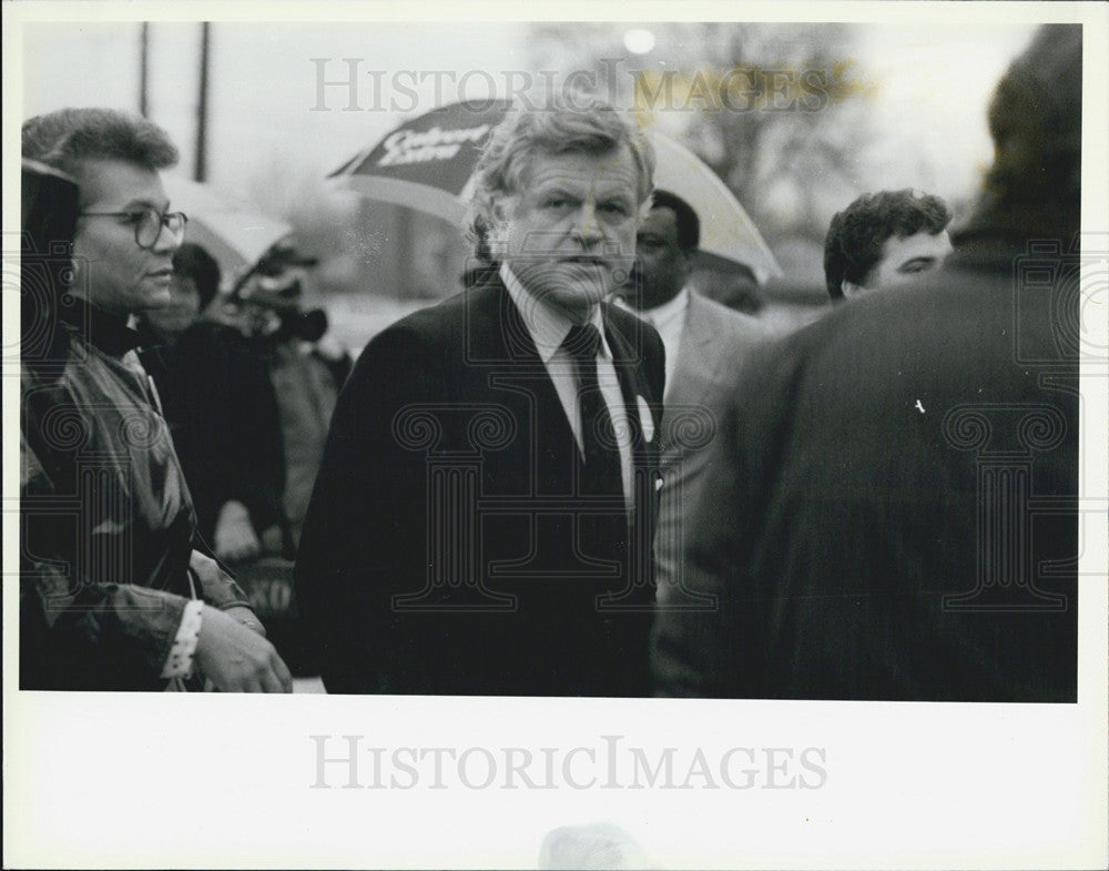 1987 Press Photo Ed Kennedy U.S. Senator funeral Mayor Washington - Historic Images