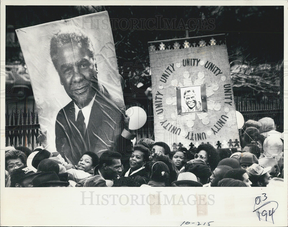 1987 Press Photo Funeral, Harold Washington, Christ Universal Church, Oak Woods - Historic Images