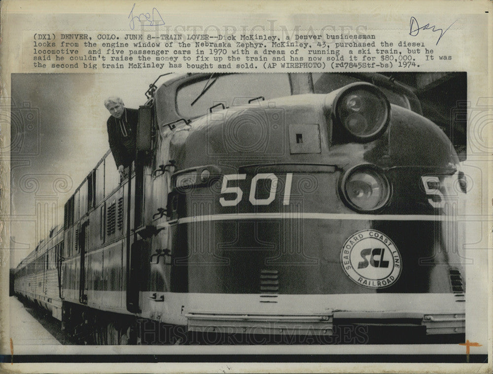 1974 Press Photo Dick McKinley, Diesel Locomotive - Historic Images