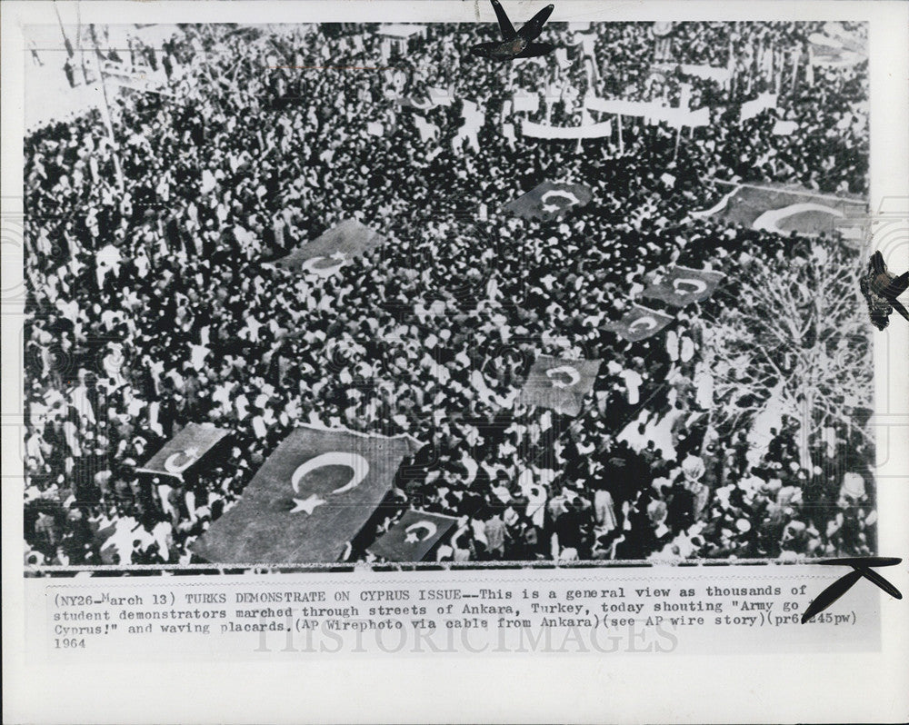 1964 Press Photo Student Demonstrators, Ankara, Turkey - Historic Images