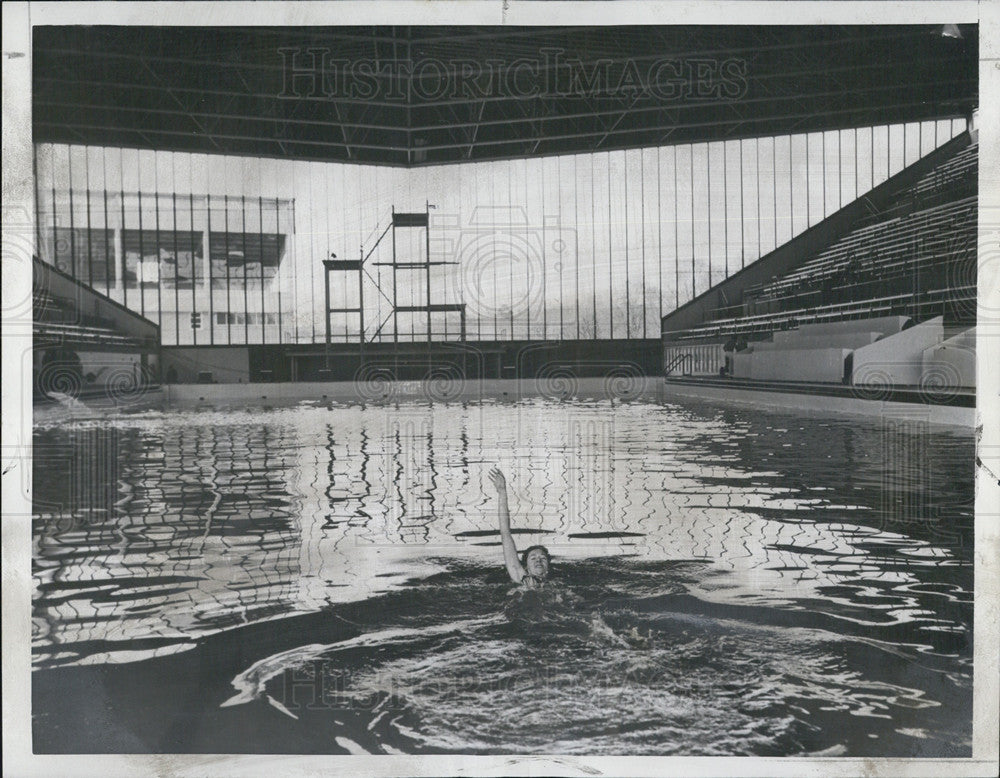 1956 Press Photo Judy Daviee in Olympic Swimming Stadium in Melbourne, Australia - Historic Images