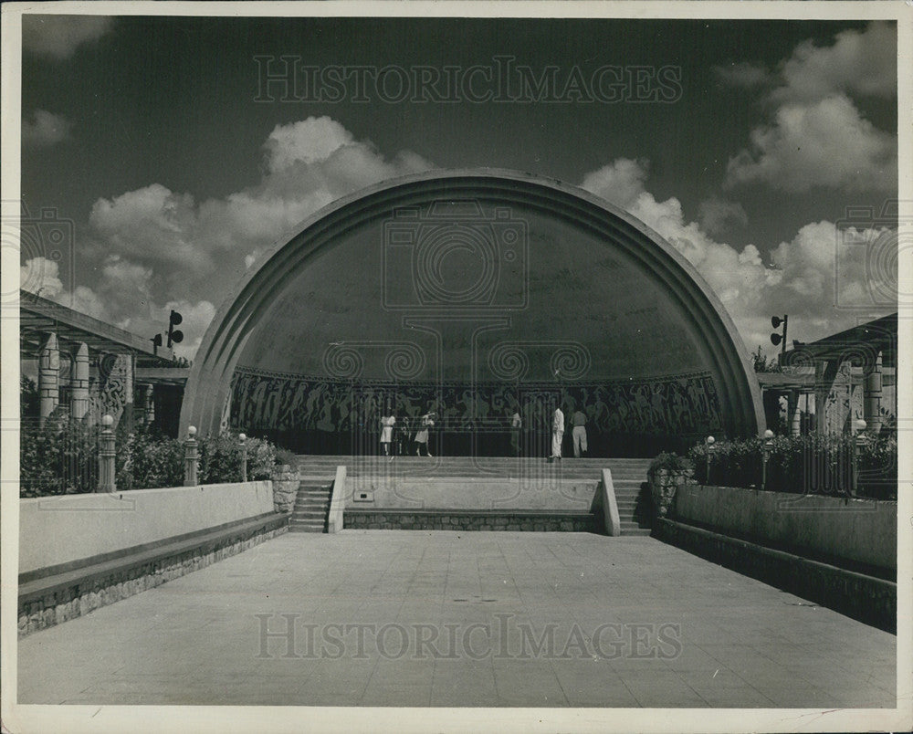 Press Photo Theater, Taxco, Park of Americas - Historic Images