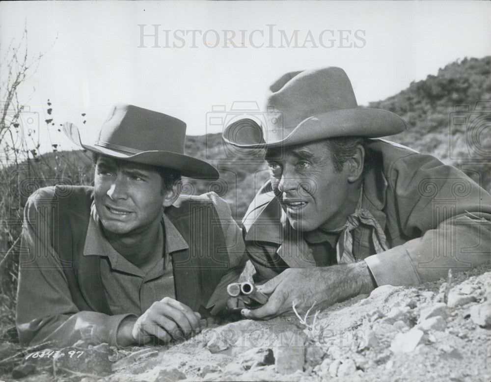 1957 Press Photo Anthony Perkins, Henry Fonda - Historic Images