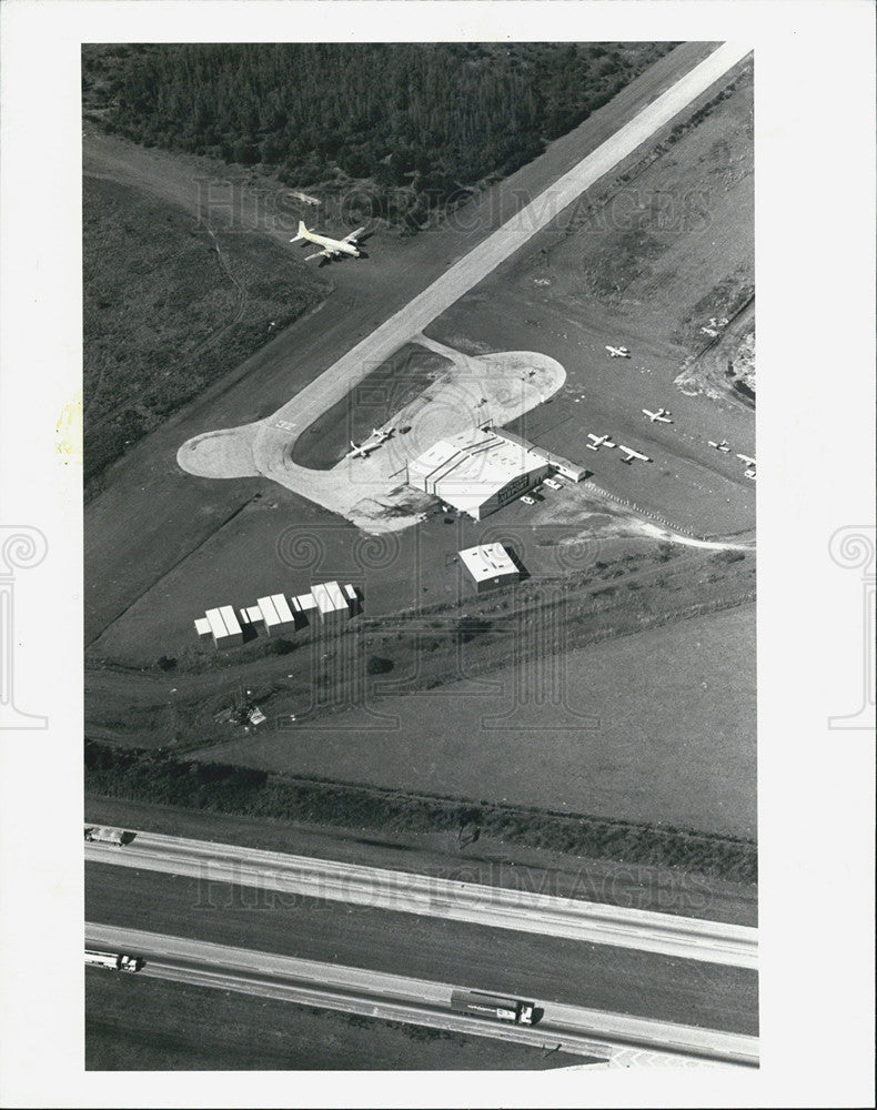 1982 Press Photo Dade City Douglas DC-6 Aircraft Pasco County North Tampa - Historic Images