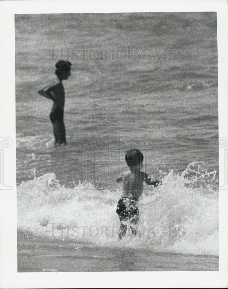 1982 Press Photo Pinellas Beach Florida - Historic Images