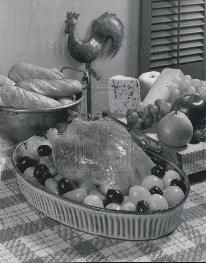 1975 Press Photo &quot;Chicken with Vegetable&quot; Recipe. - Historic Images