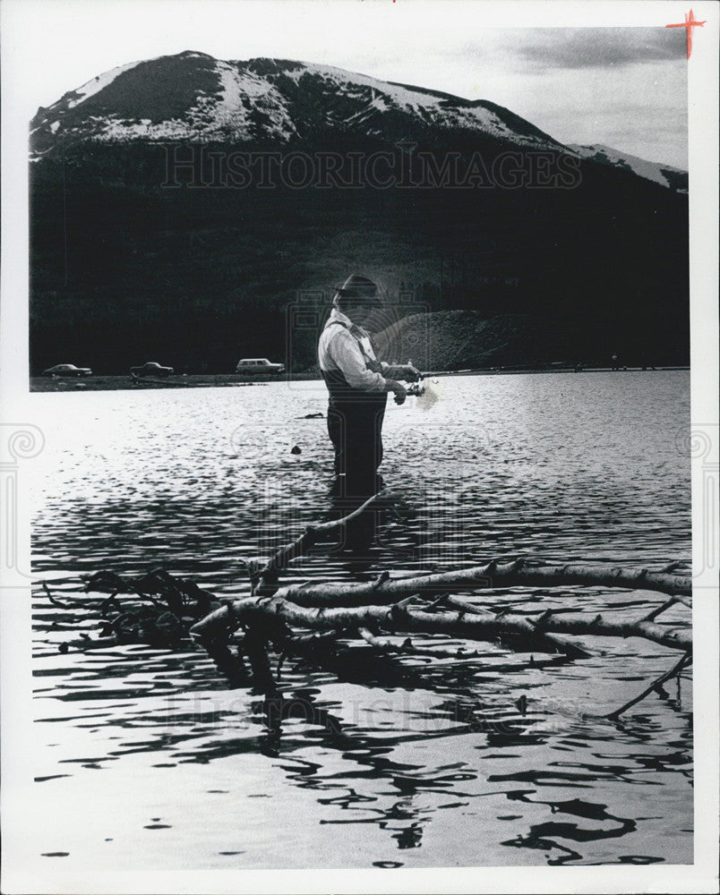 1980 Press Photo Fishing at Dillon Dam Reservoir, Water Sports - Historic Images