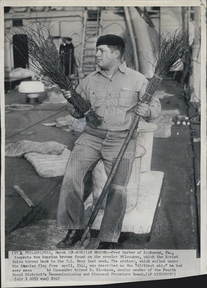 1949 Press Photo &quot;Russian Brooms&quot; Fred Garber of Richamond inspect 2 brooms. - Historic Images