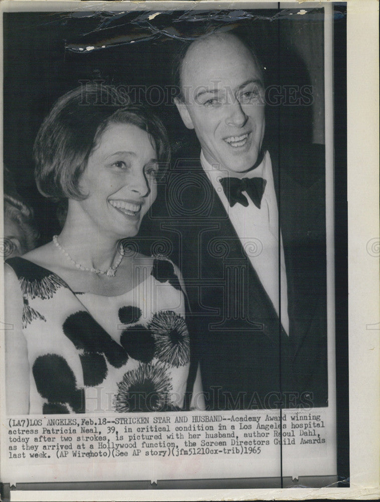 1965 Press Photo Patricia Neal and husband Raoul Dahl - Historic Images