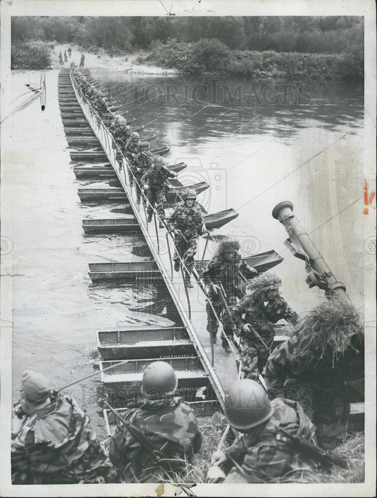 1956 Press Photo - Historic Images