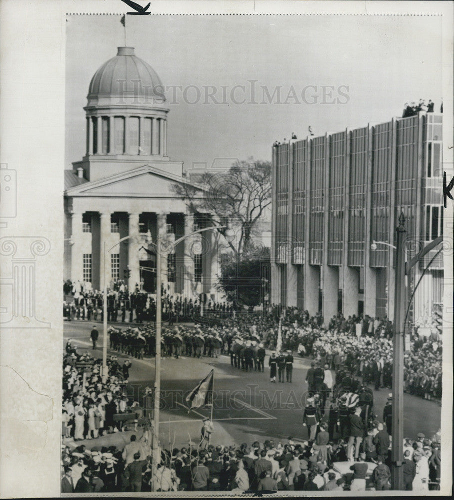 1964 Press Photo Funeral Cortege Of General Douglas MacArthur Memorial Building - Historic Images