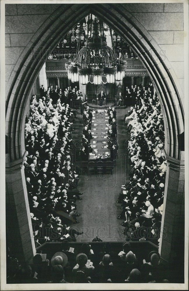 1967 Press Photo Senate Chamber, Parliament Buildings - Historic Images