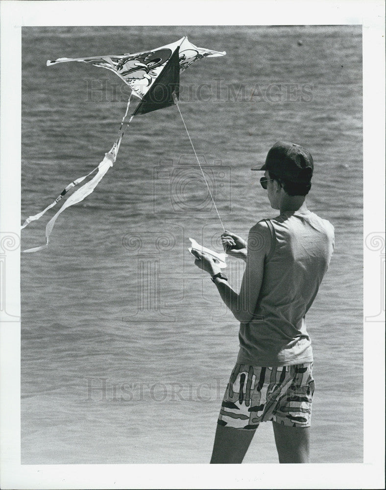 1990 Press Photo Paul Landendorfer, Dunedin Causeway - Historic Images