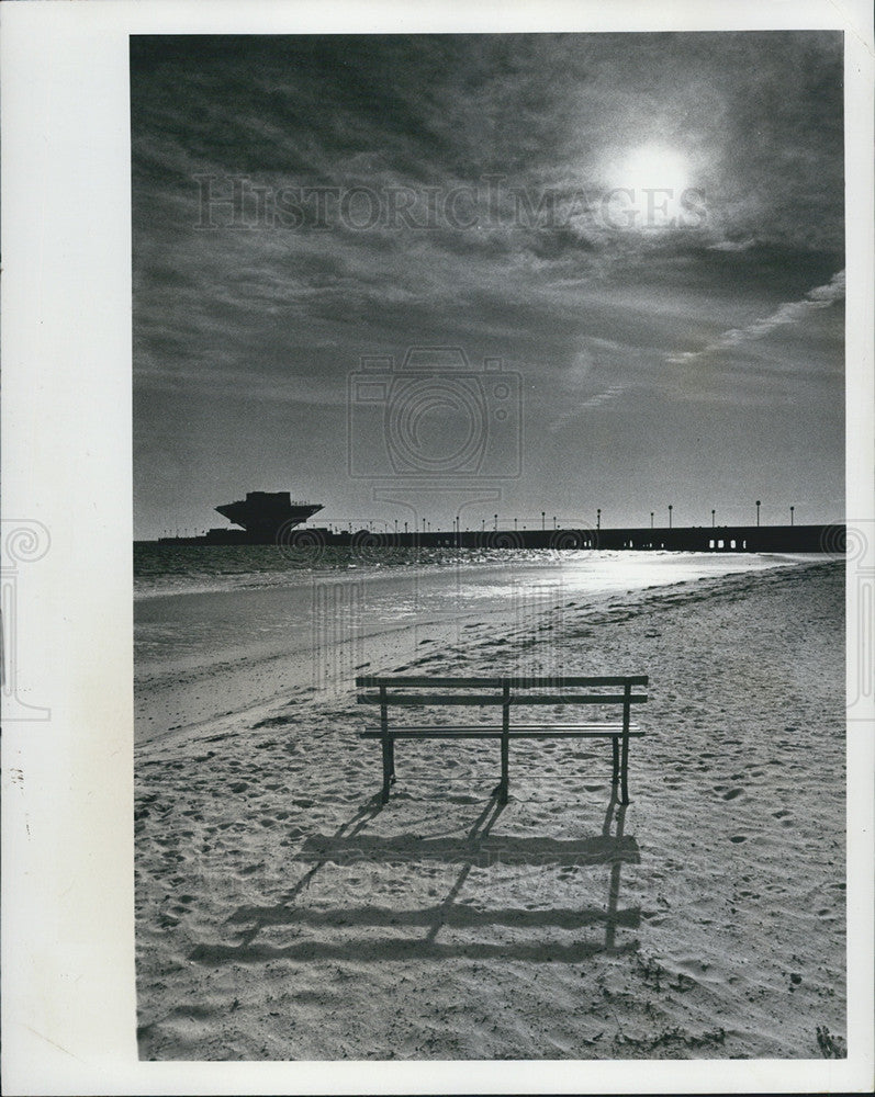 1976 Press Photo St Petersburg Deserted Beach - Historic Images