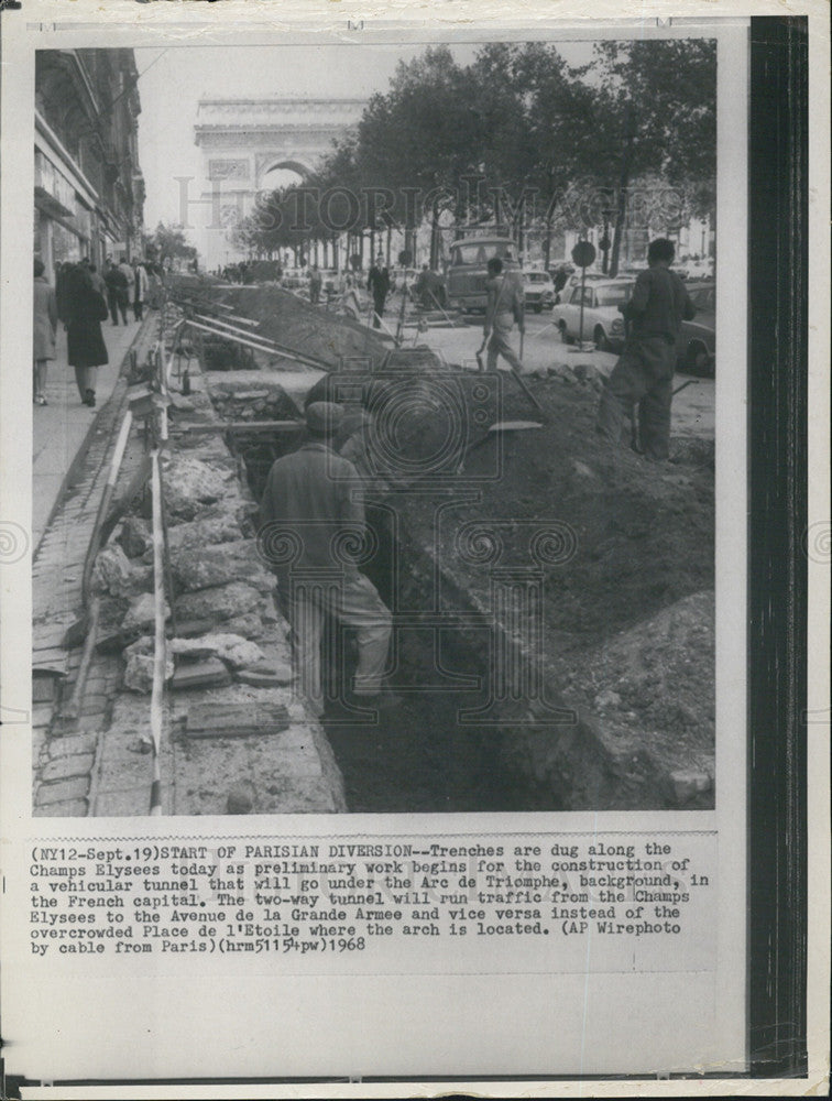 1968 Press Photo Trenches dug champs Elysees for tunnel - Historic Images