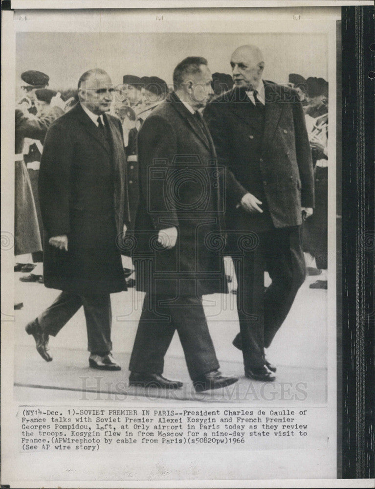 1966 Press Photo French/Russian Leaders In Paris Review Troops Kosygin/Pompidu - Historic Images