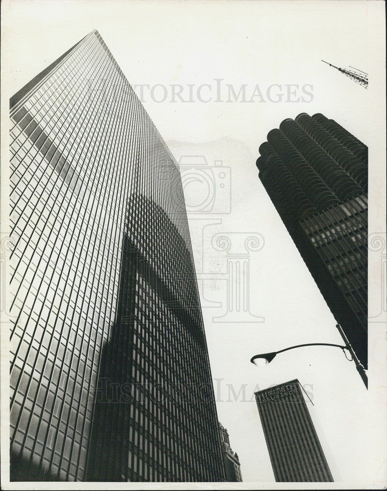 1971 Press Photo Chicago Buildings International Business Machines Alcoa - Historic Images