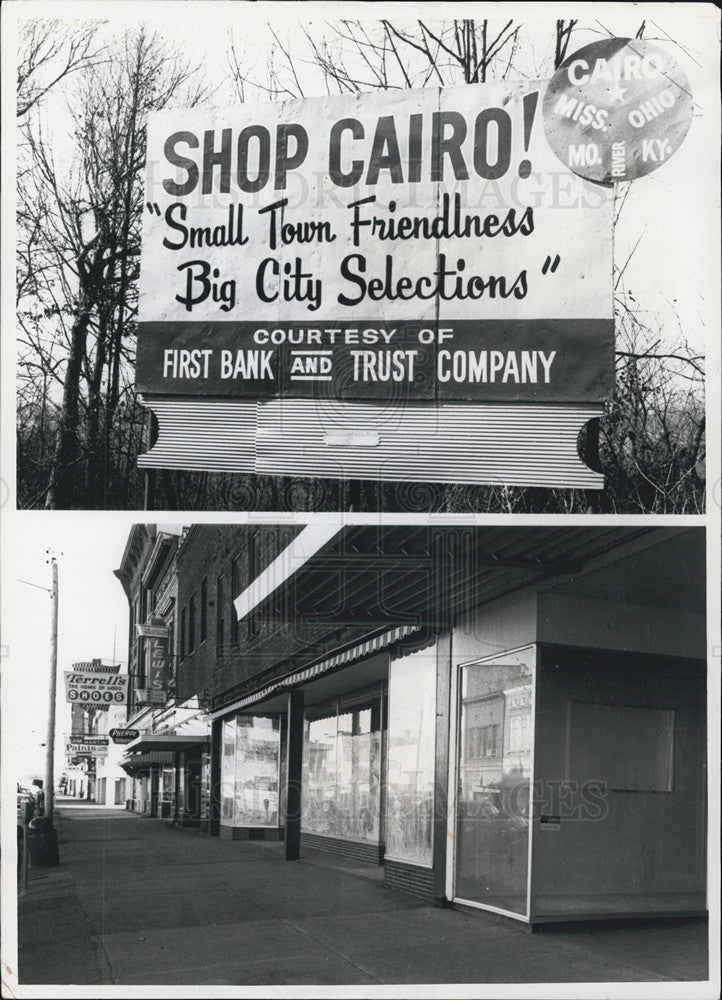 1970 Press Photo Cairro Ill sign vacant building - Historic Images