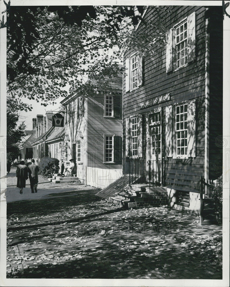 1953 Press Photo Duke Gloucester Street Kings Arms Tavern Williamsburg Virginia - Historic Images