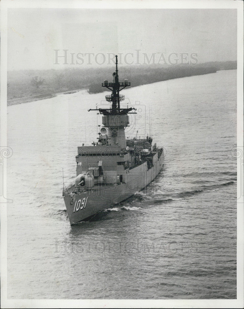 1973 Press Photo A Destroyer Escort, the USS Miller Commissioned at Portmouth - Historic Images