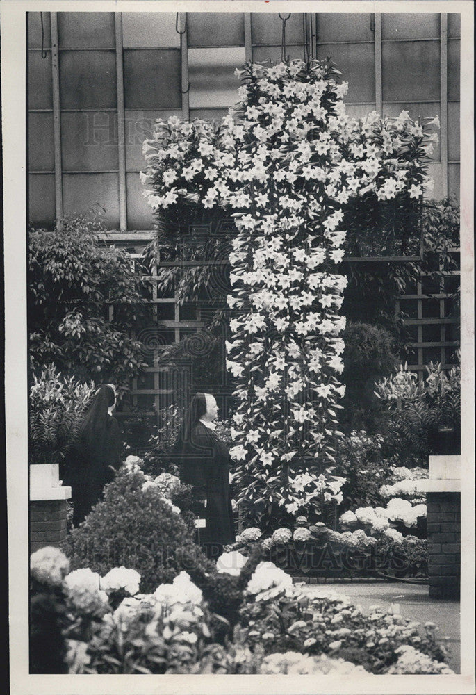 1981 Press Photo Spring and Easter Flowers Show at  Garfield Park Conservatory - Historic Images