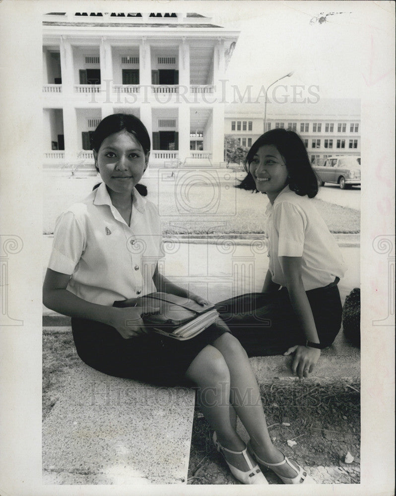 1968 Press Photo Thailand Students Chaweenan Chandraphapa, Prapaparn Paurohutya - Historic Images
