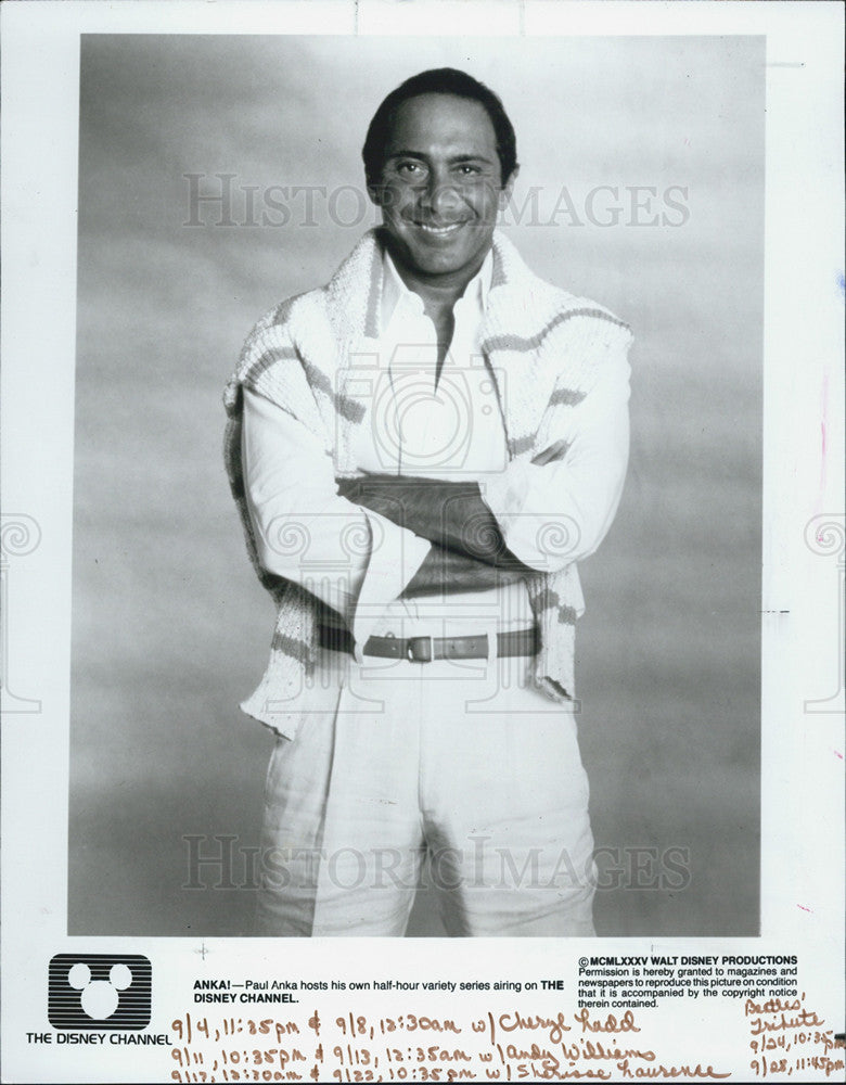 1985 Press Photo Singer Paul Anka Hosts The Disney Channel Variety Show &quot;Anka!&quot; - Historic Images