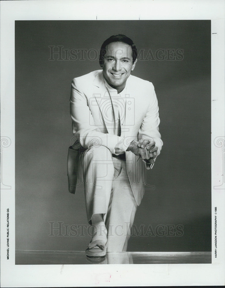 1990 Press Photo Paul Anka fabulous 50&#39;s show - Historic Images