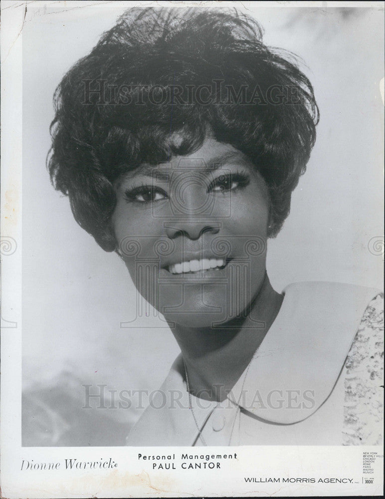 1974 Press Photo Dionne Warwick/American Singer/Actress/TV Host - Historic Images