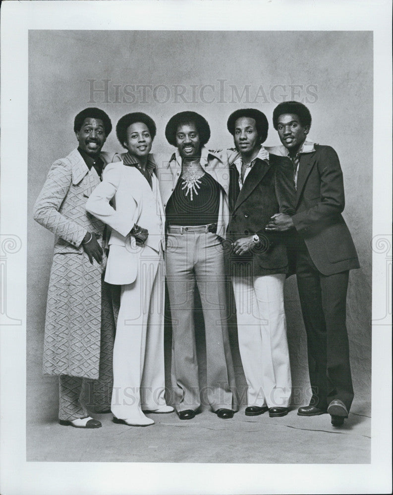 1977 Press Photo Singing Group The Temptations - Historic Images