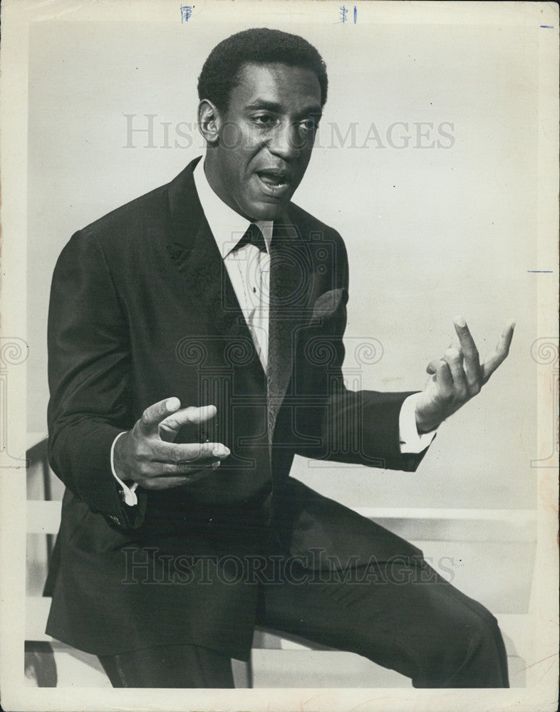 1968 Press Photo Actor Bill Cosby Speaking Candid Portrait - Historic Images