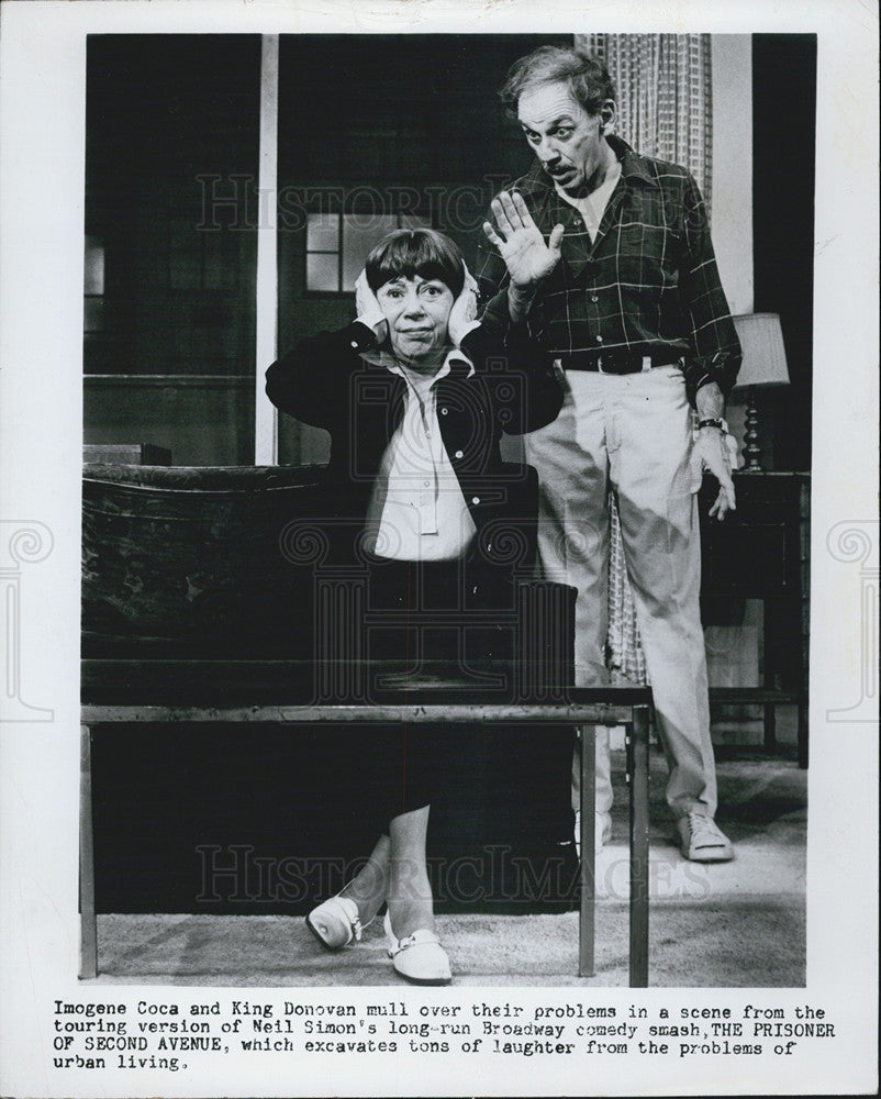 1974 Press Photo Imogene Coca King Donovan The Prisoner of Second Avenue - Historic Images