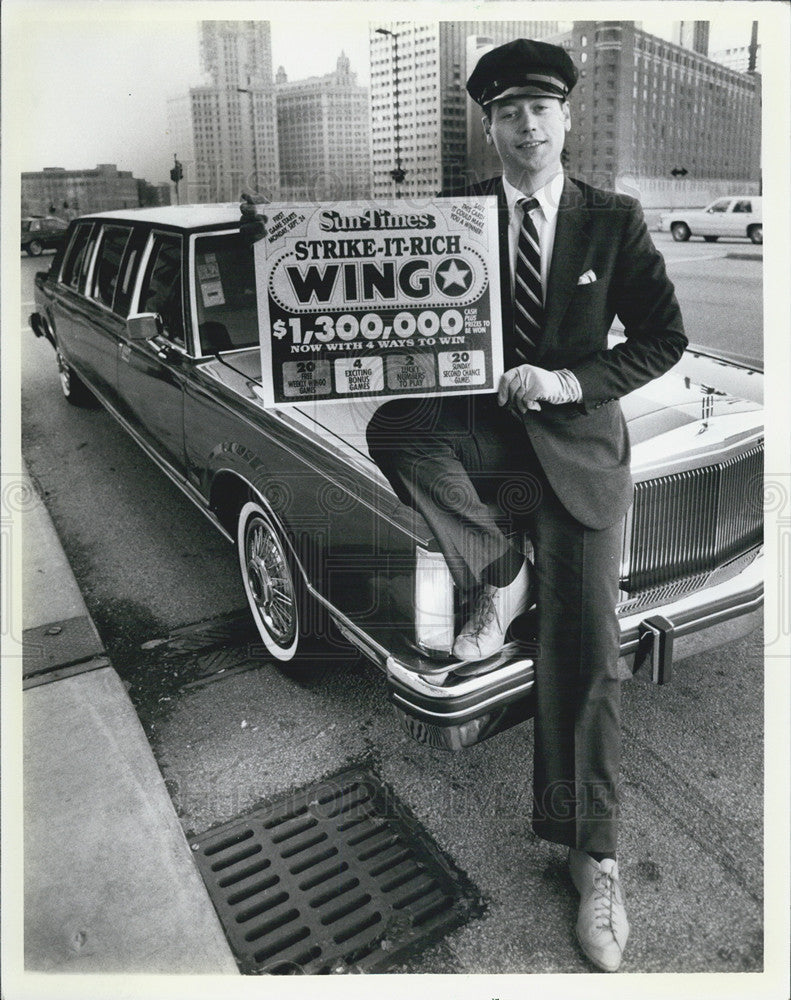 1984 Press Photo Of Joseph Lovell, winner of big price in &quot;Wingo&quot; - Historic Images