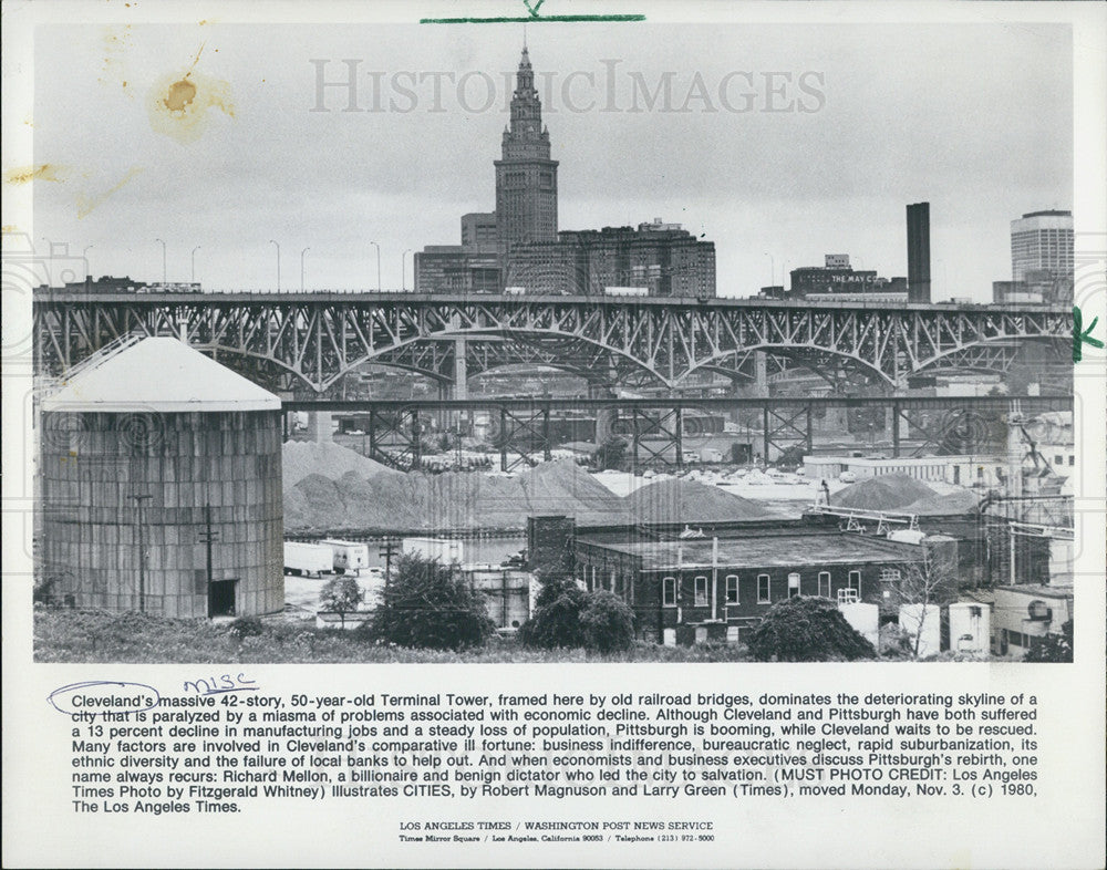 Press Photo Cleveland, Ohio&#39;s Terminal Tower - Historic Images