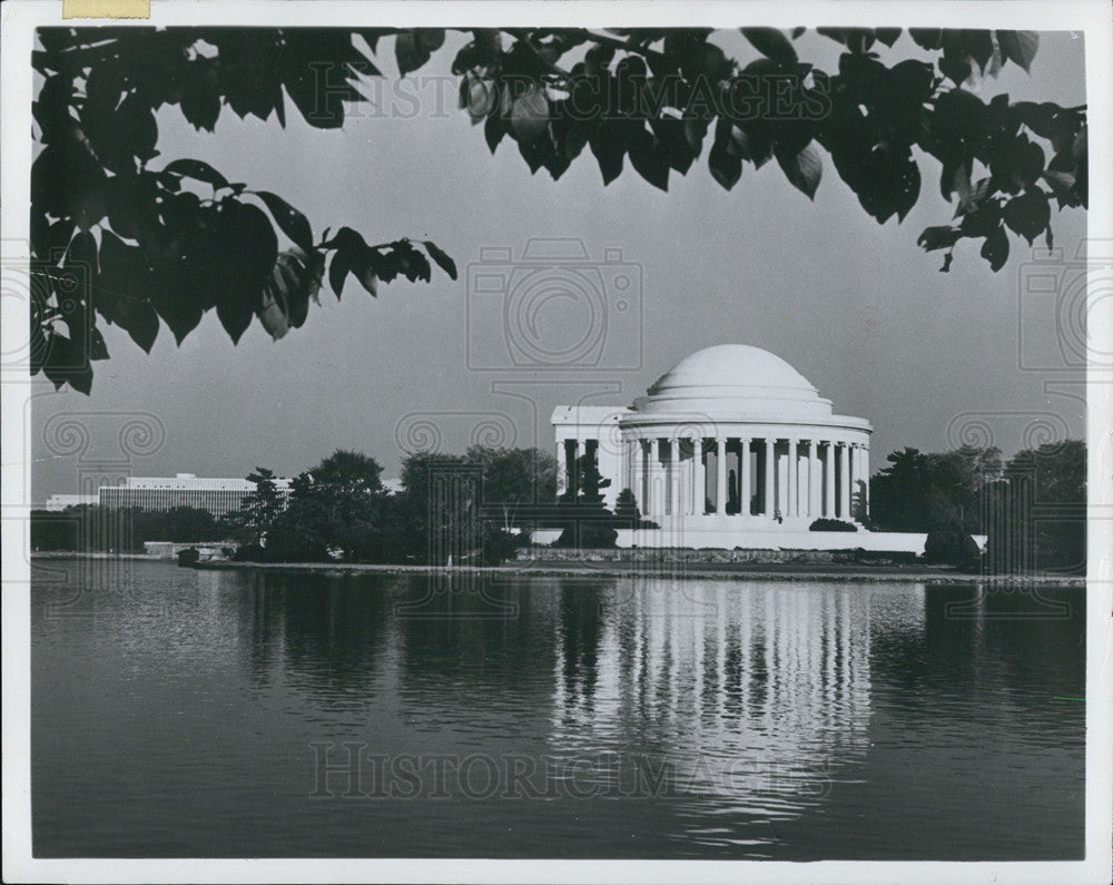 1972 Press Photo Jefferson Memorial in Washington, D.C. - Historic Images
