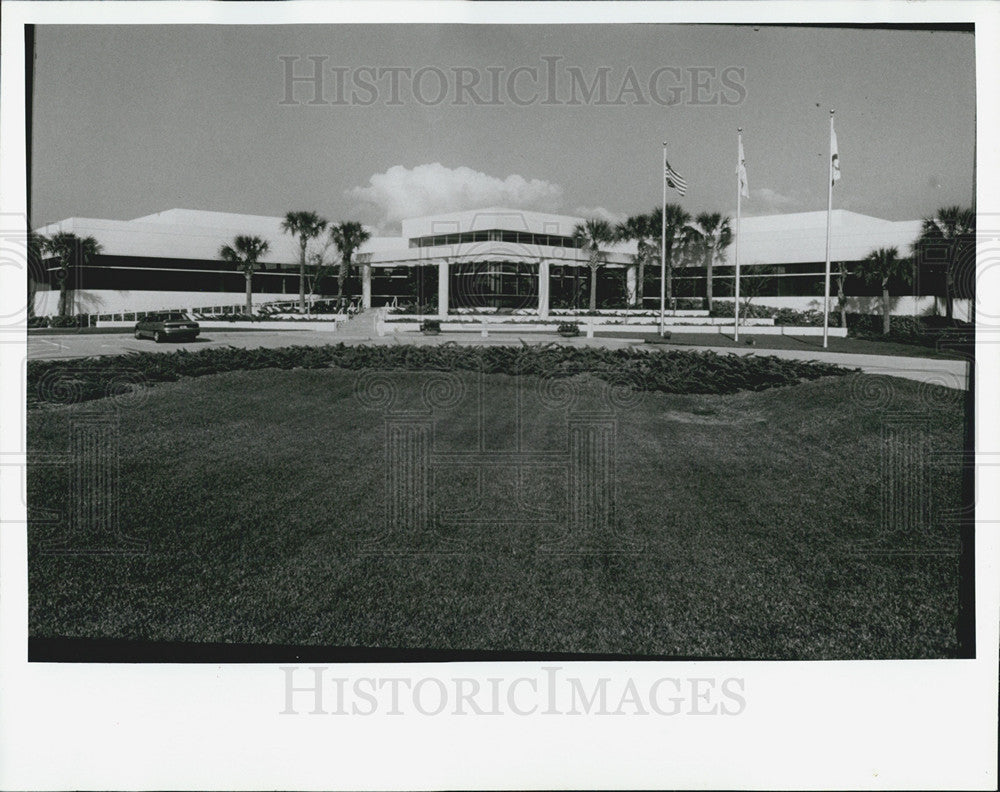 1992 Press Photo Moog Control Plant in Clearwater - Historic Images