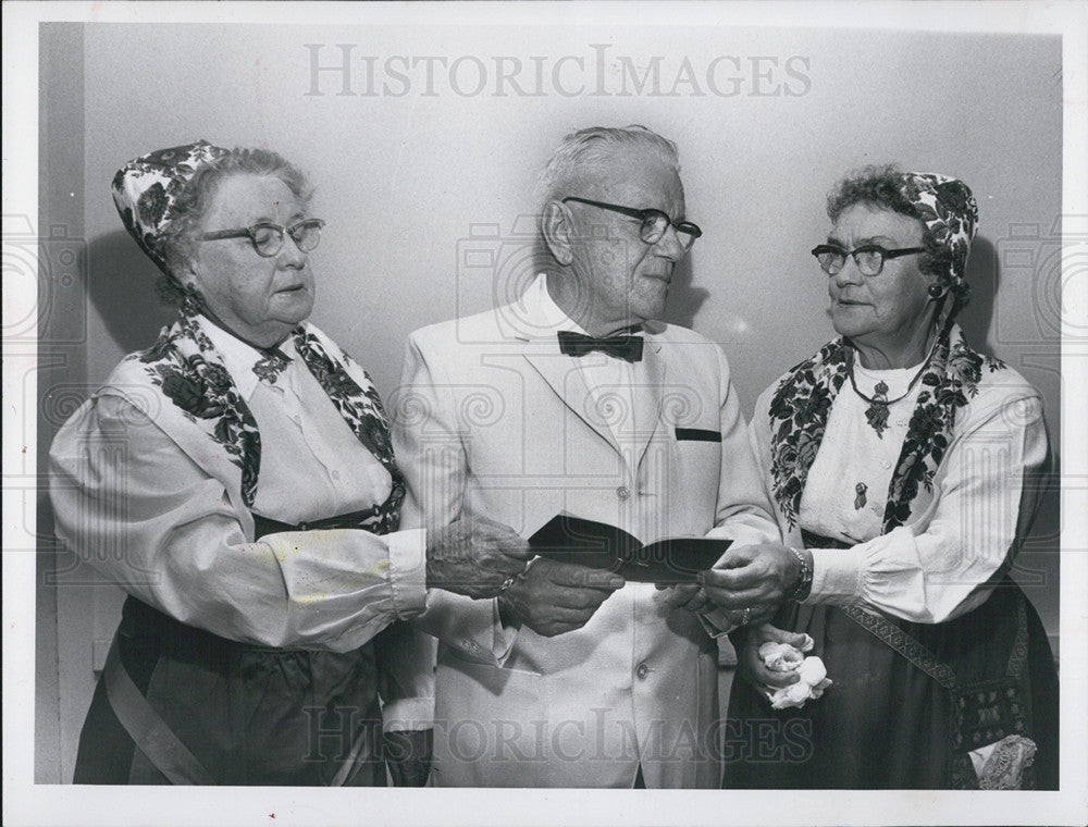 1962 Press Photo Swedish Club Ann 10th Anniversary Anny Ryden Ellis Peterson - Historic Images