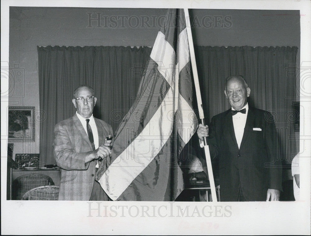 1968 Press Photo Flag of Sweden being presented at the Swedish Club - Historic Images