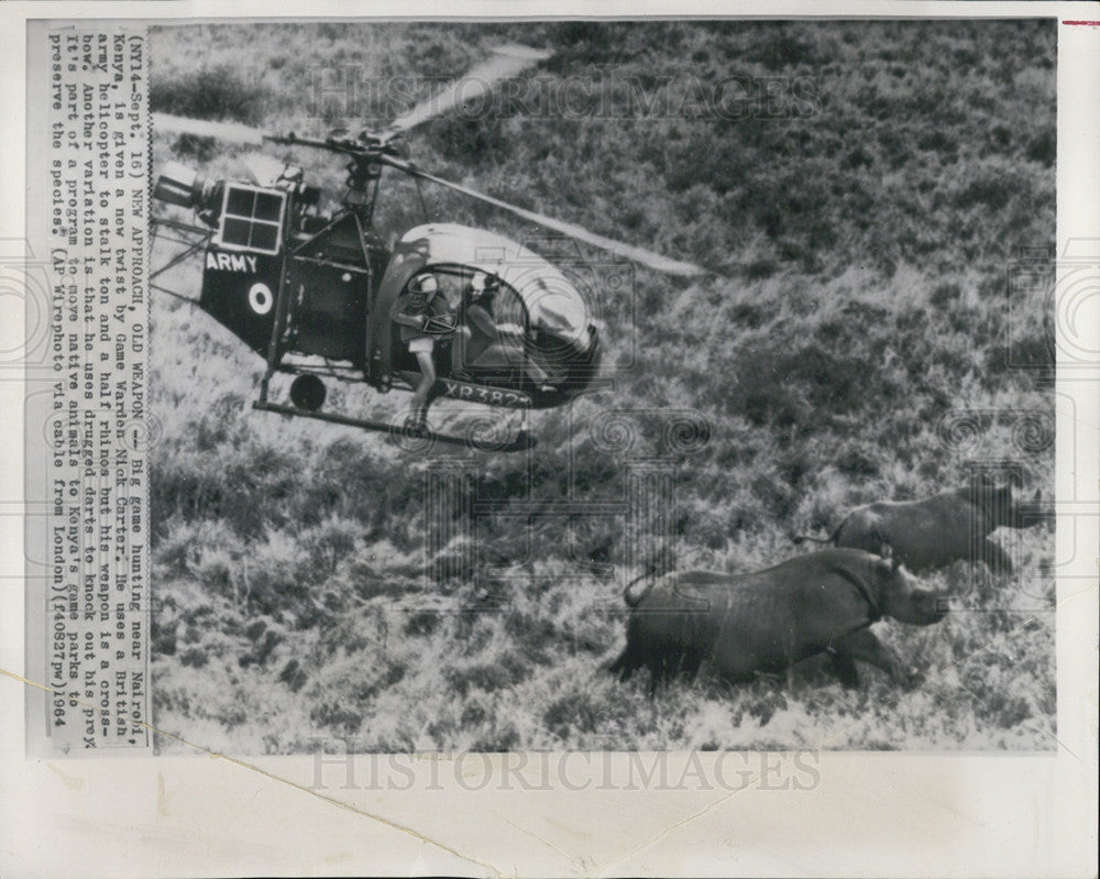 1964 Press Photo Nick Carter Hunting in Nairobi Kenya with British Helicopter - Historic Images