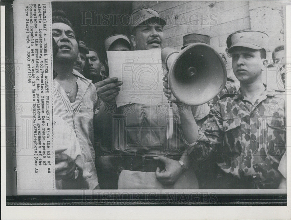 1965 Press Photo Rebel Leader Col. Francisco Caamano Deno accepts presidency - Historic Images