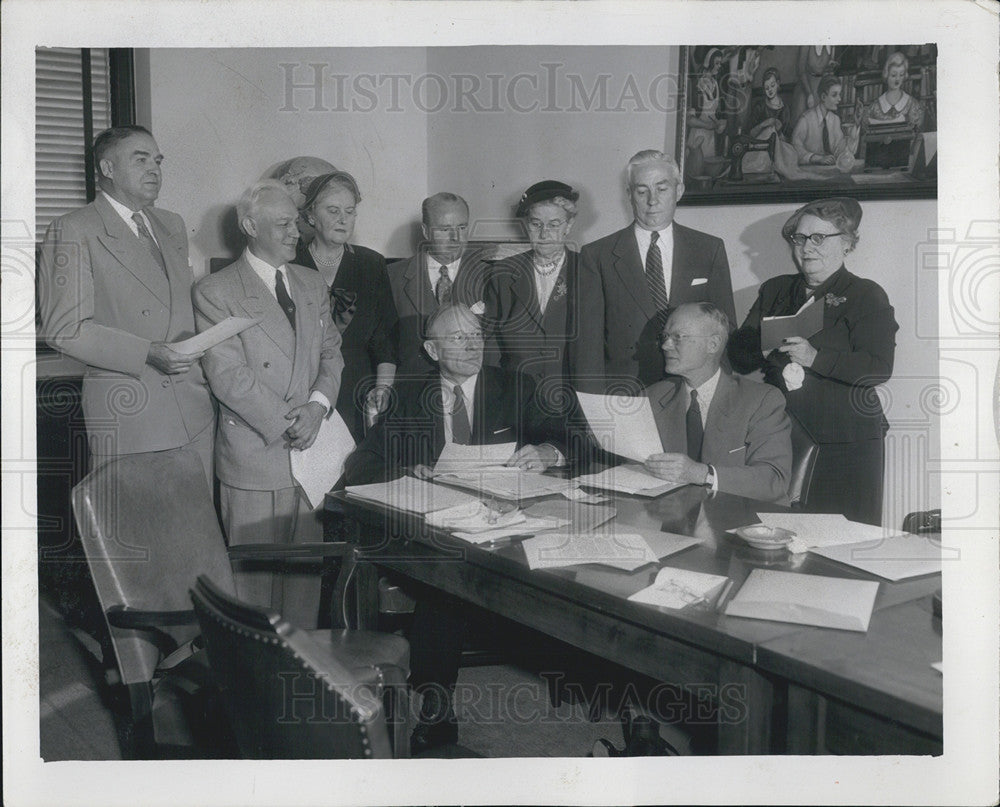 1953 Press Photo Daily New Spelling Bee District Superintendents Chgo Public Sch - Historic Images