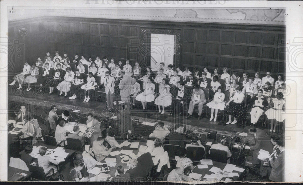 1955 Press Photo Full View Of Contestants At National Spelling Bee In Washington - Historic Images