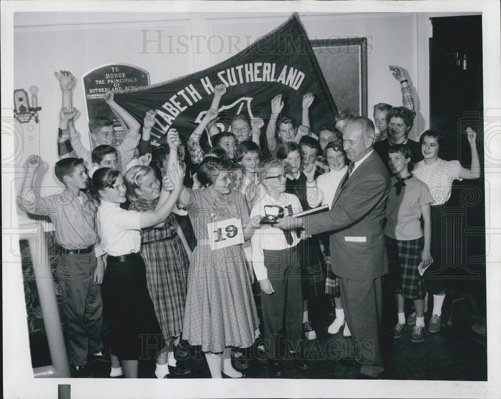 1958 Press Photo Winners of Daily News Spelling Bee Diane Mansfield/Larry Manter - Historic Images